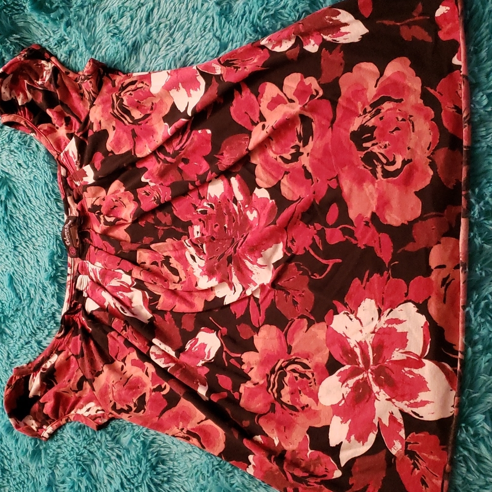Volume One Floral Top Size L